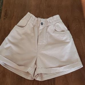 H&M cream-colored, retro-style shorts with cinched high waist, NWOT